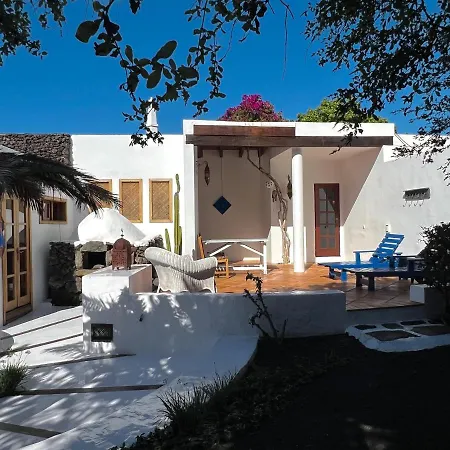 펜션 Stylish House In A Real With Private Garden