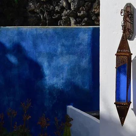 Stylish House In A Real With Private Garden *